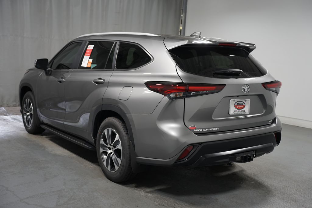 2025 Toyota Highlander XLE 6
