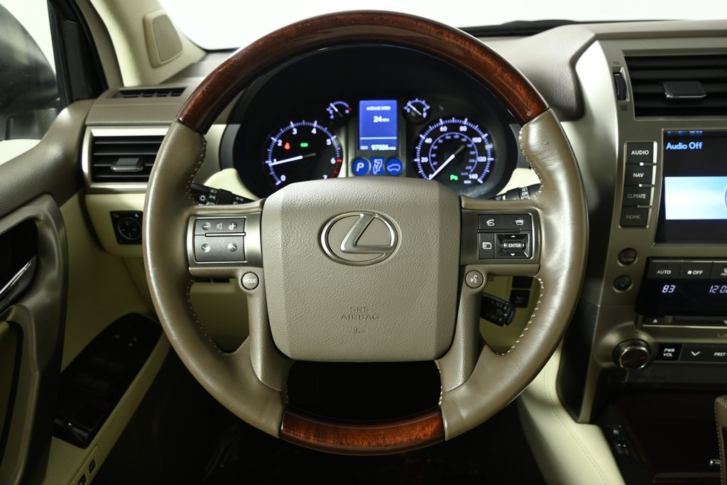 Thumbnail: 2016 Lexus GX - 18