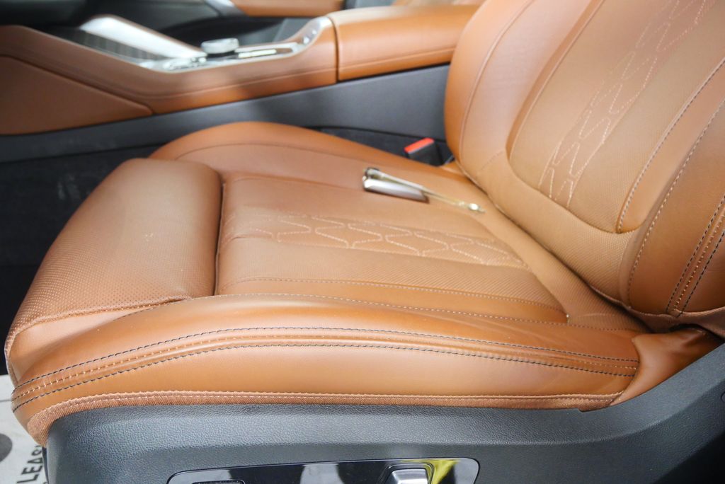 Thumbnail: 2024 BMW X6 - 10