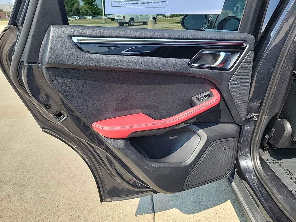 Used 2021 Porsche Macan SUV