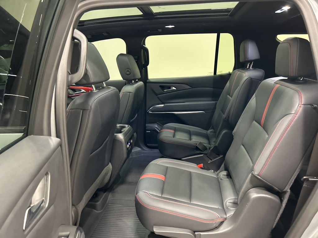 used 2024 Chevrolet Traverse car, priced at $44,242