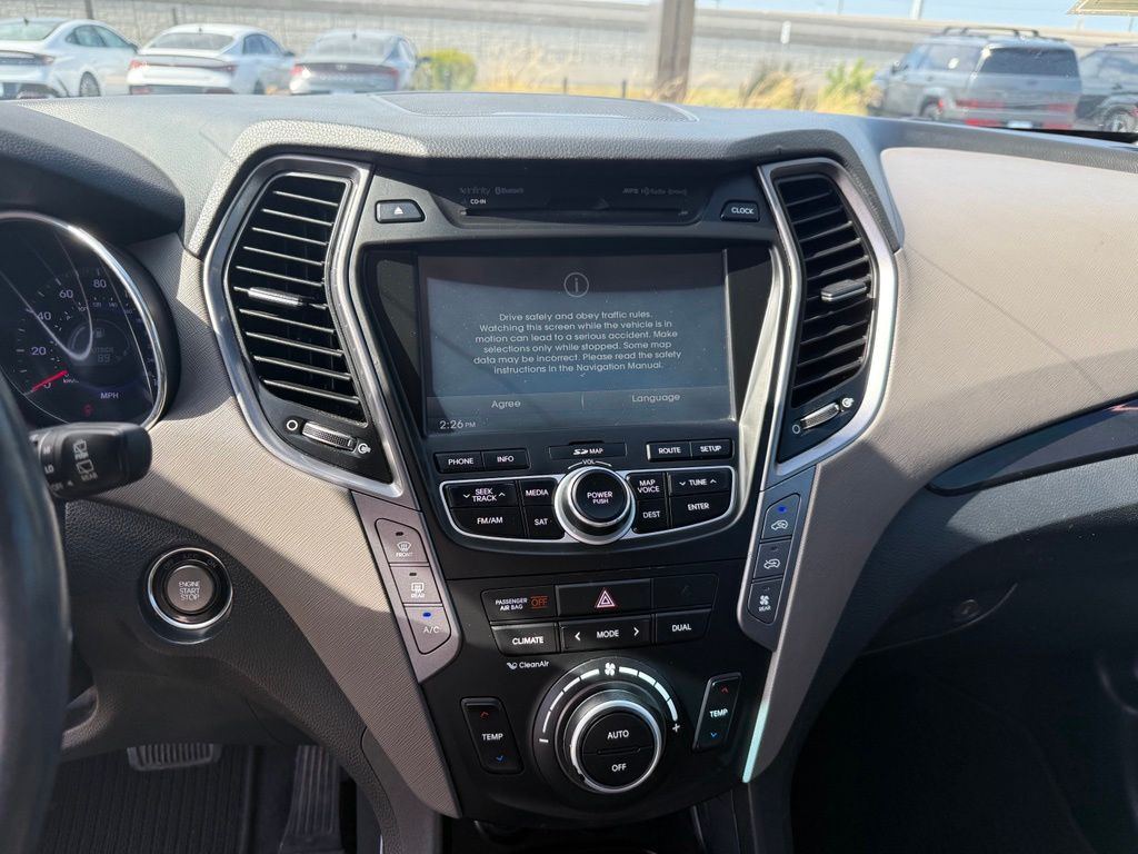 Thumbnail: 2015 Hyundai Santa Fe - 16