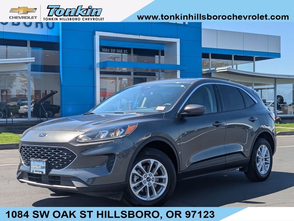 2020 Ford Escape SE