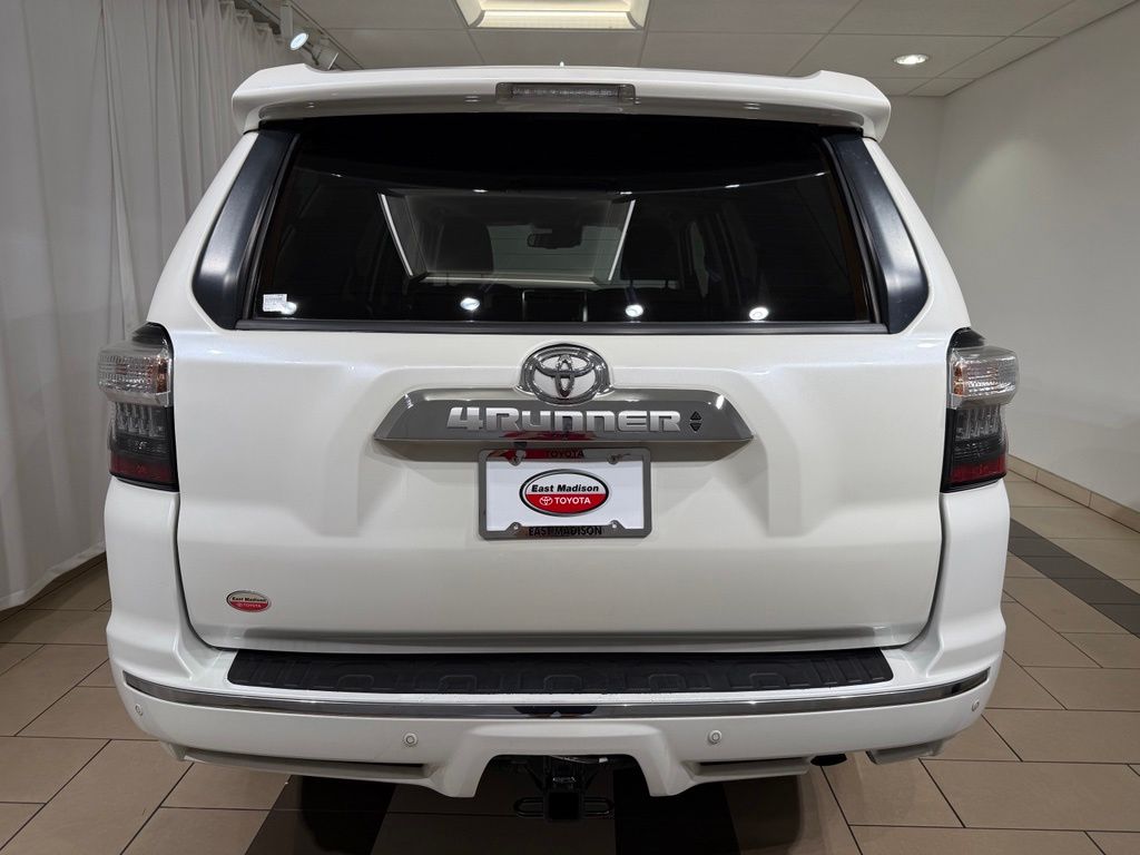 Thumbnail: 2020 Toyota 4Runner - 4
