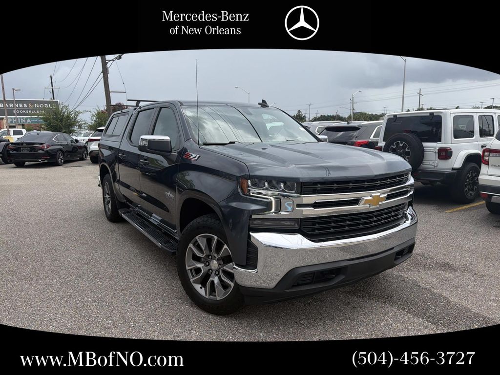 Shadow Gray Metallic 2021 Chevrolet Silverado 1500 Pickup Truck Four-Wheel Drive 8-Speed Automatic
