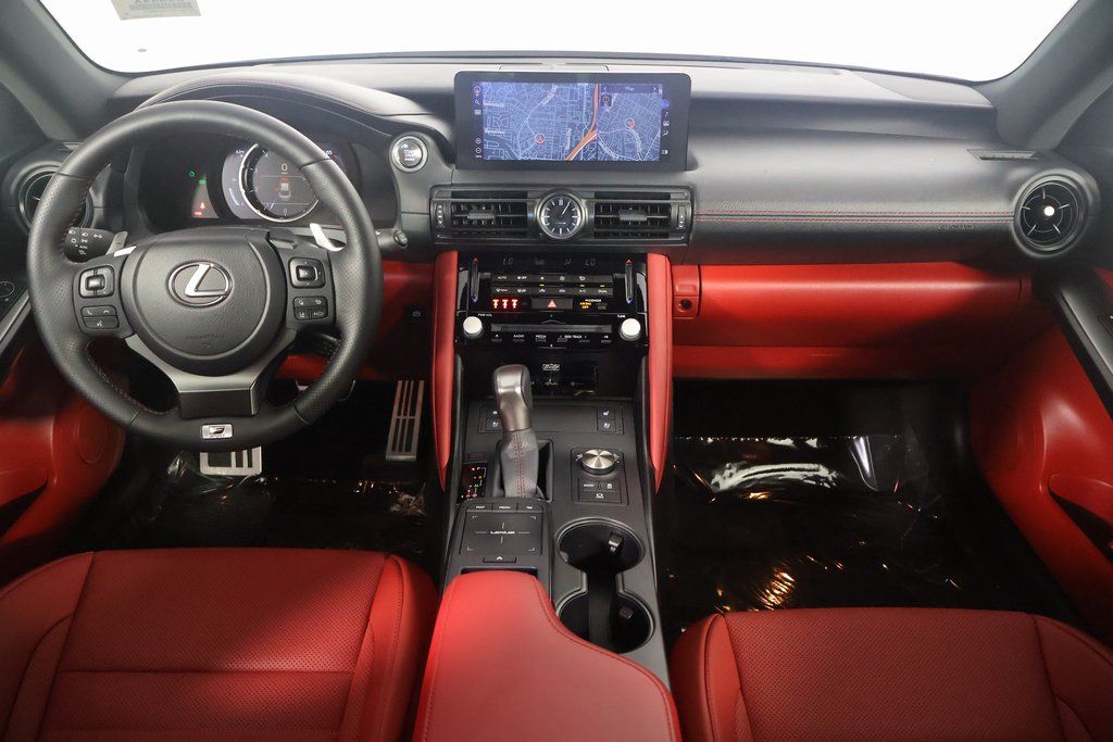 2024 Lexus IS 500 F Sport Performance 8