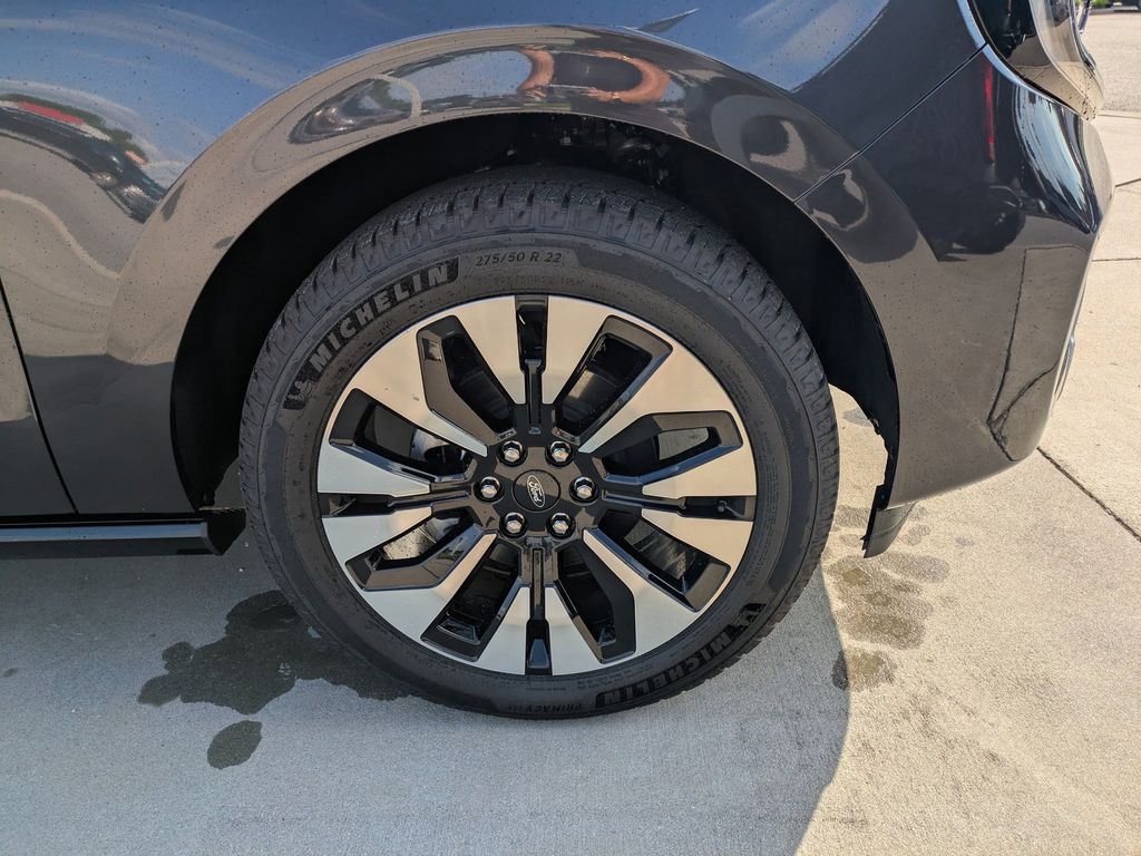 2025 Ford Expedition Platinum MAX