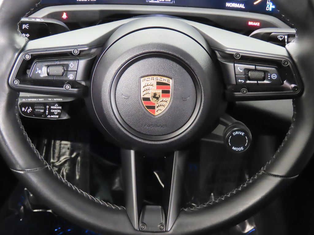 Thumbnail: 2024 Porsche Taycan - 17