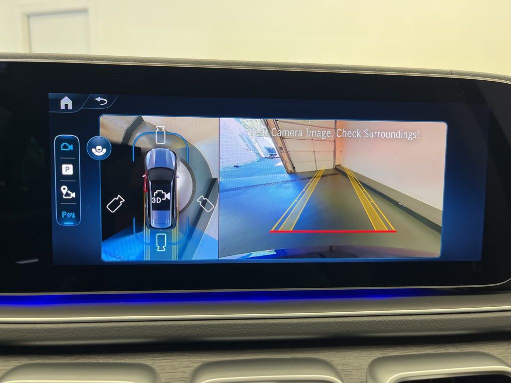 Thumbnail: 2026 Mercedes-Benz GLS - 18