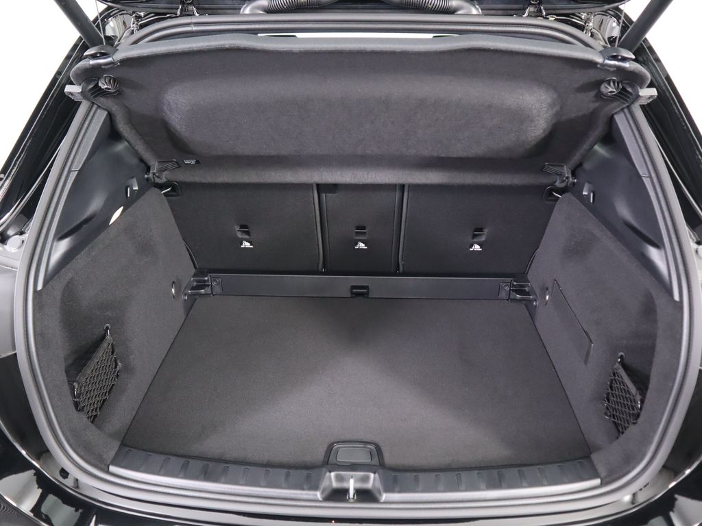 2025 Mercedes-Benz GLA 250 29