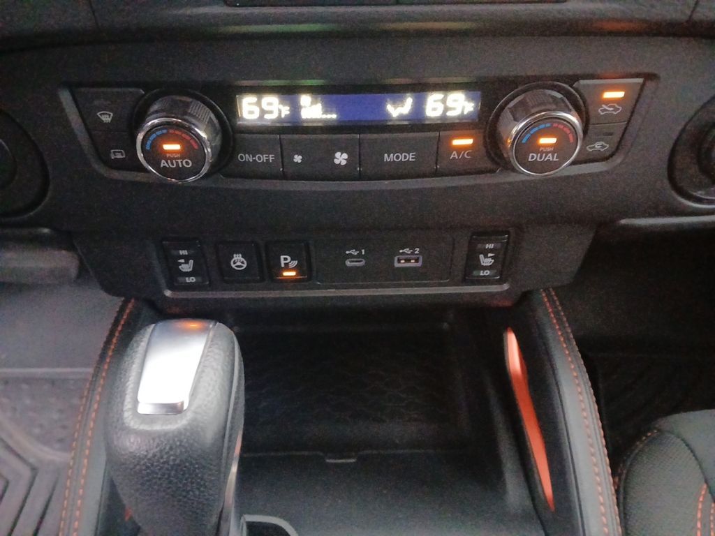 Used Car 2022 Nissan Frontier  Pro-x For Sale Under $30,000 In Austin, Texas