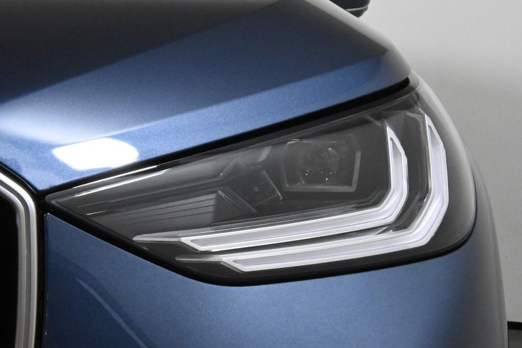 Thumbnail: 2026 BMW X3 - 11