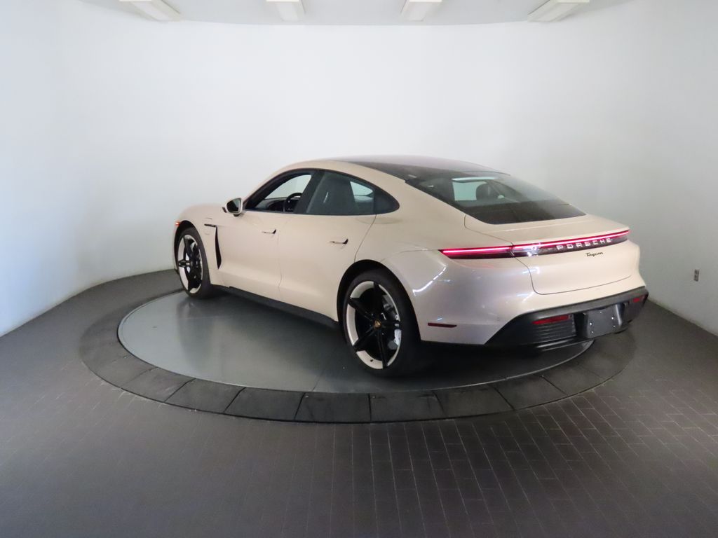 Thumbnail: 2024 Porsche Taycan - 3