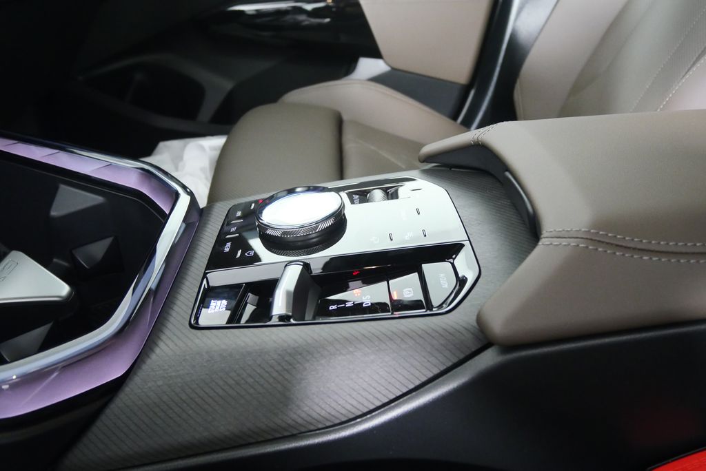 Thumbnail: 2026 BMW X3 - 19