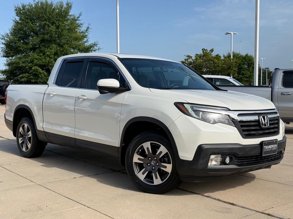 White Diamond Pearl 2019 Honda Ridgeline Pickup Truck All-Wheel Drive 6-Speed Automatic