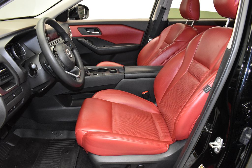 2023 Nissan Rogue SV 11
