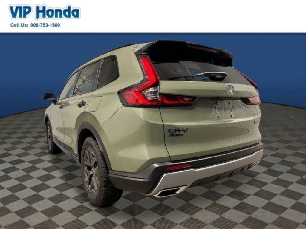 View vehicle photo 3