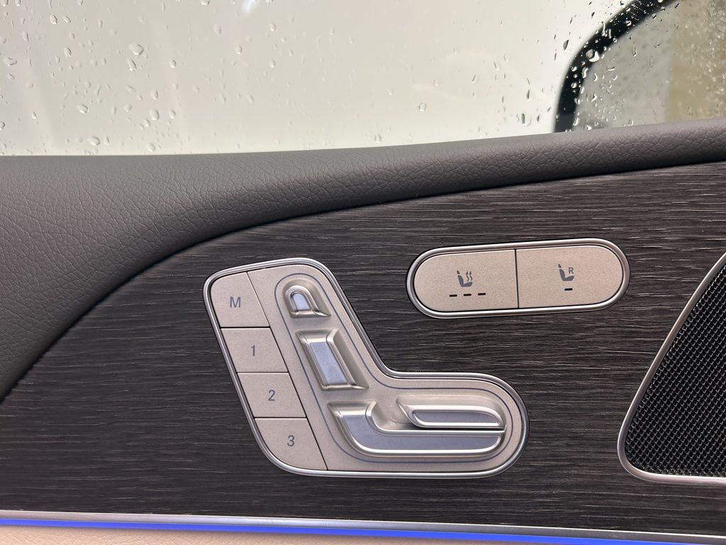 Thumbnail: 2026 Mercedes-Benz GLE - 23