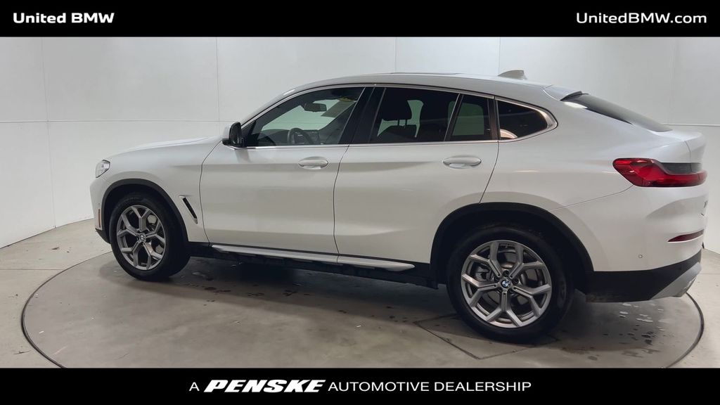 2024 BMW X4 xDrive30i 6
