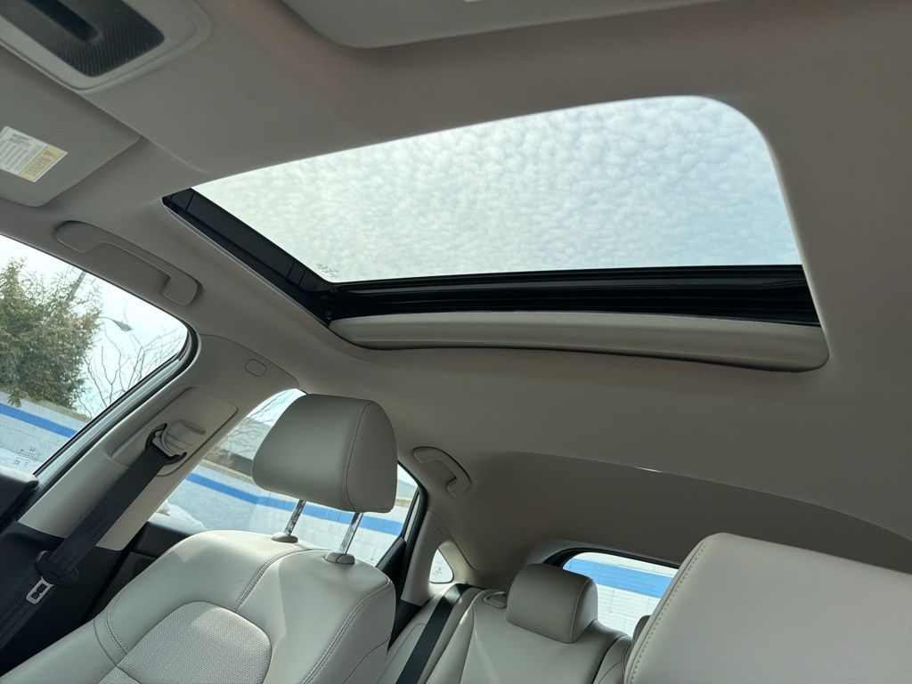 Thumbnail: 2023 Honda Civic - 11