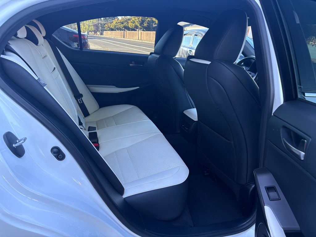 2021 Lexus IS 350 F SPORT