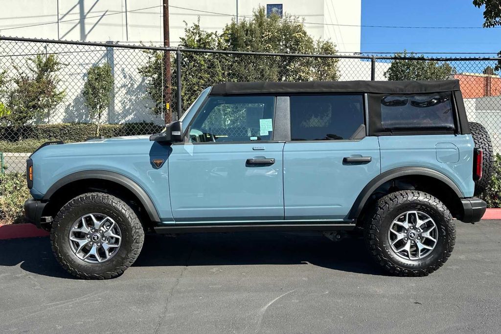 2022 Ford Bronco Badlands 9