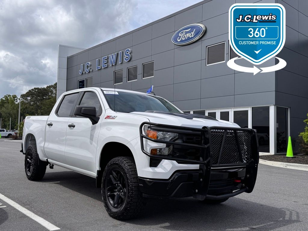 2024 Chevrolet Silverado 1500 Custom Trail Boss