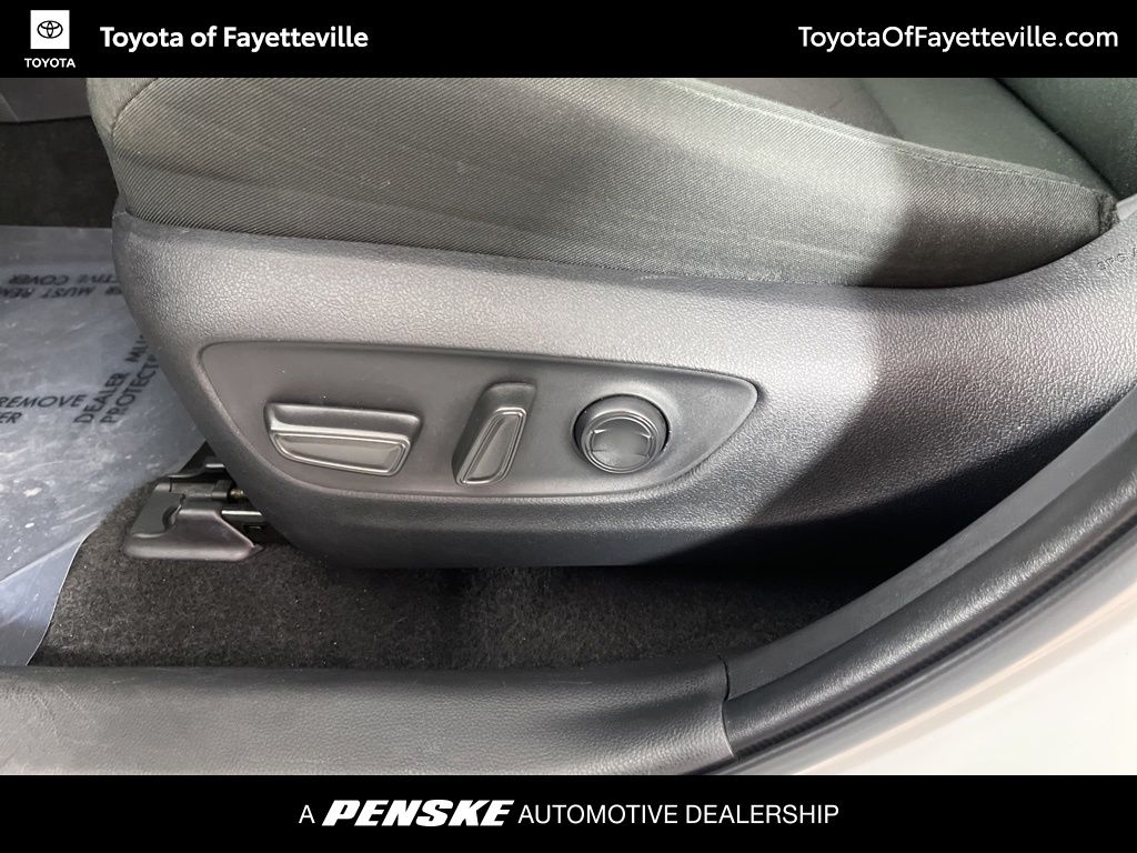 Thumbnail: 2024 Toyota RAV4 - 24