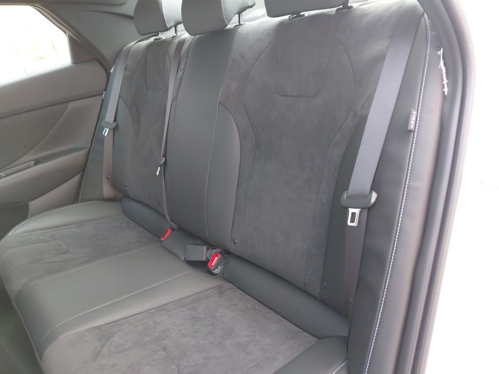 Thumbnail: 2025 Hyundai Elantra - 24