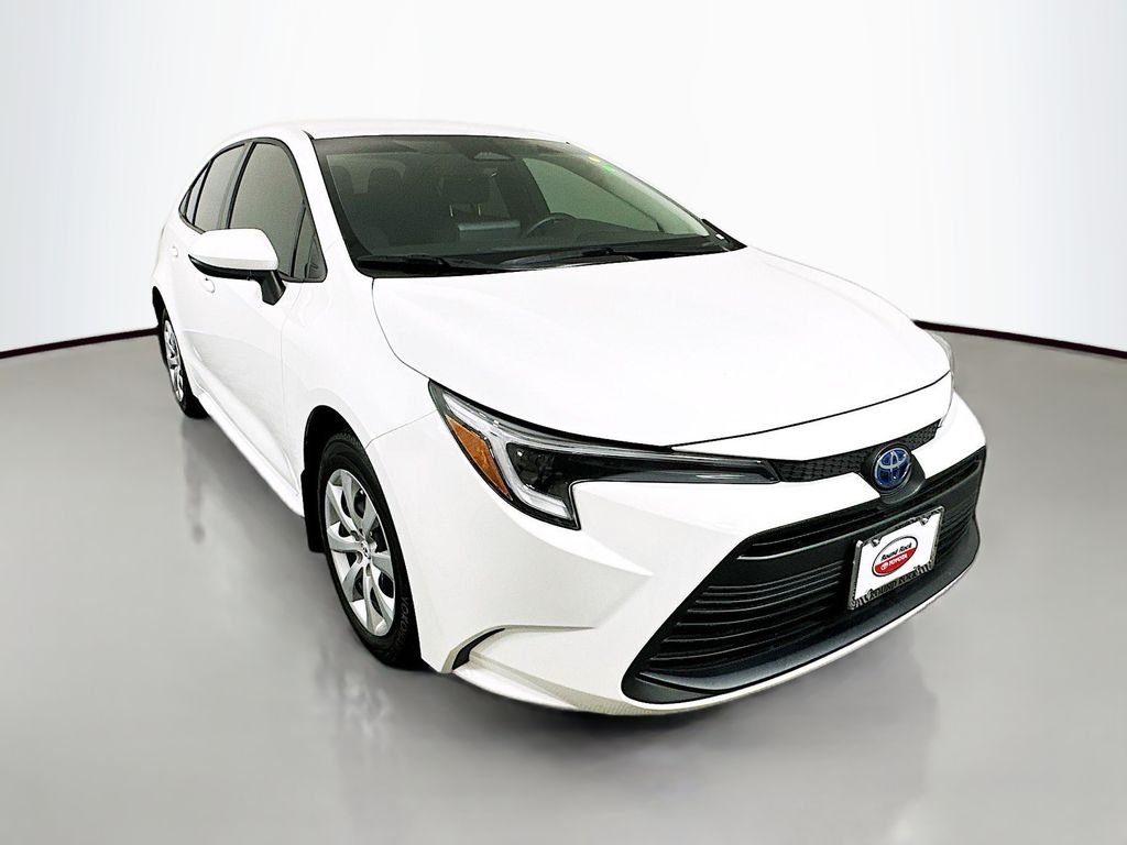 Thumbnail: 2024 Toyota Corolla - 3