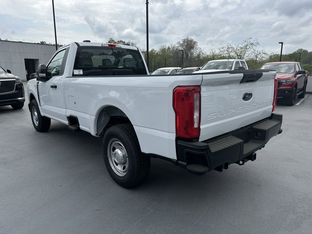 2024 Ford F-350SD XL 5