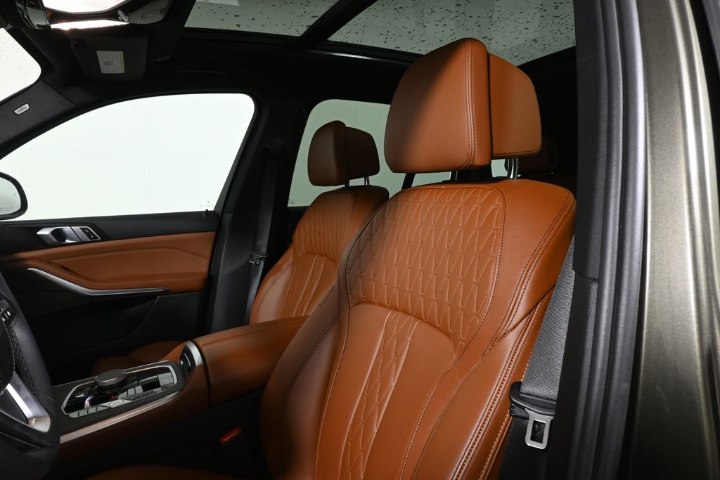 Thumbnail: 2024 BMW X5 - 16