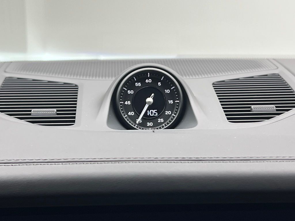 Thumbnail: 2026 Porsche  - 12