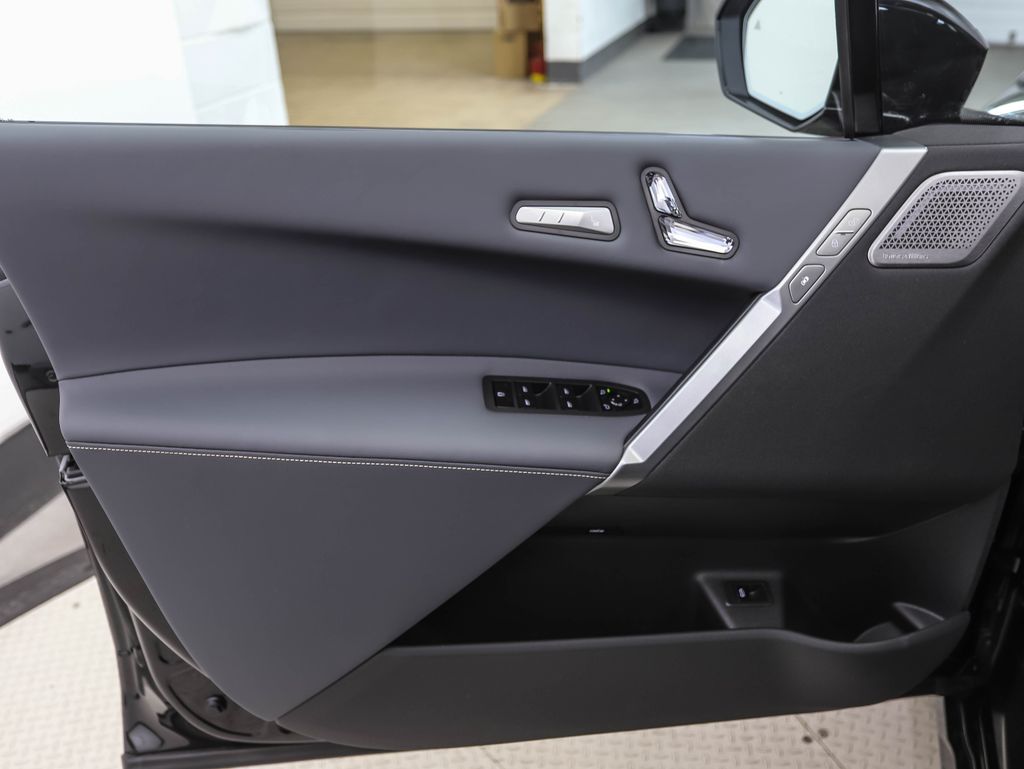 2026 BMW iX  9