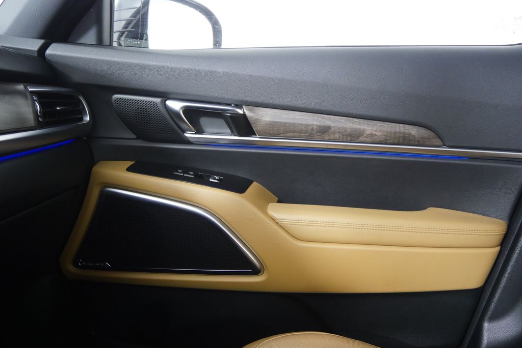 Thumbnail: 2021 Kia Telluride - 30