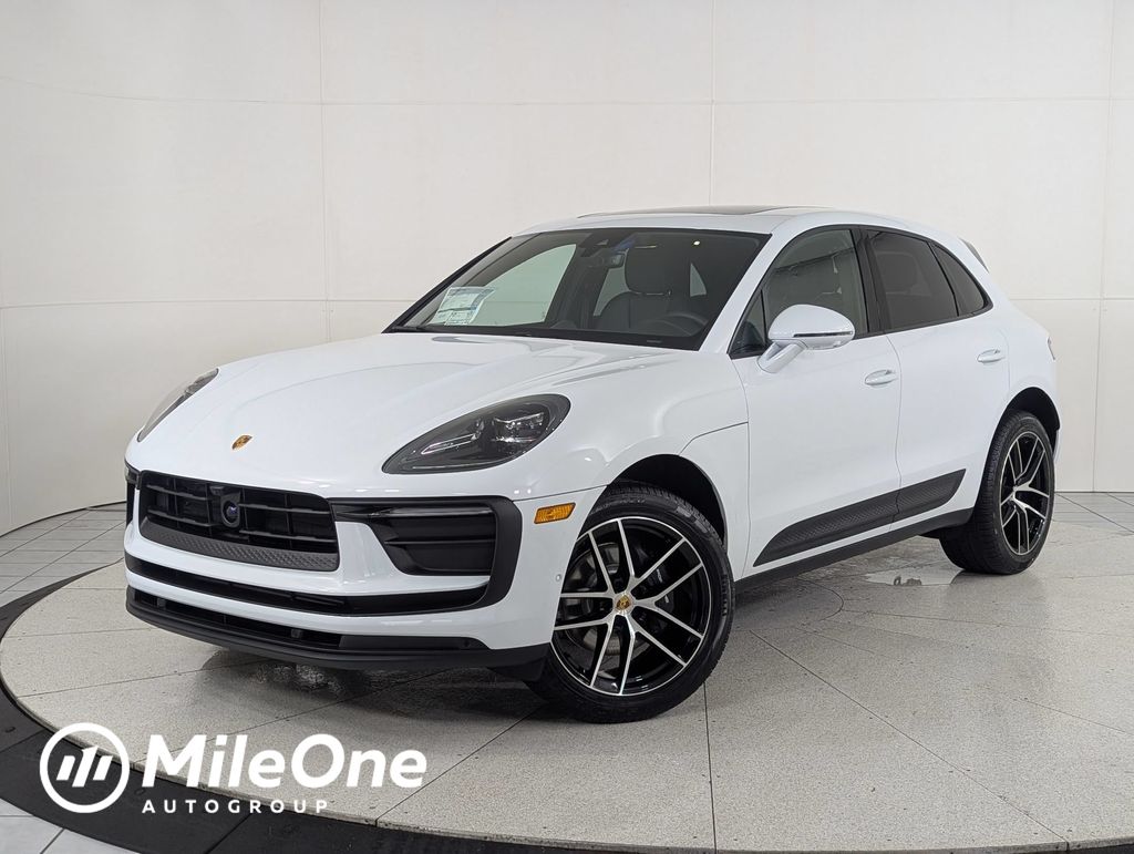  2026 Porsche Macan   