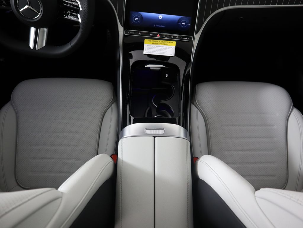 Thumbnail: 2026 Mercedes-Benz GLC - 17