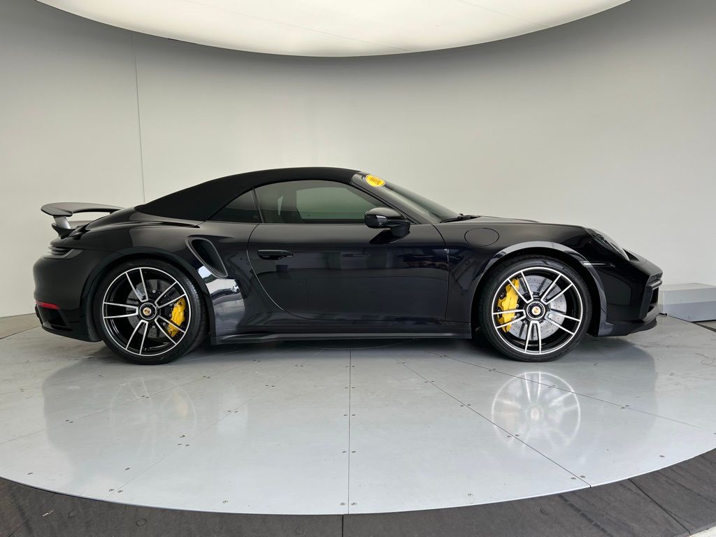 Thumbnail: 2024 Porsche 911 - 32