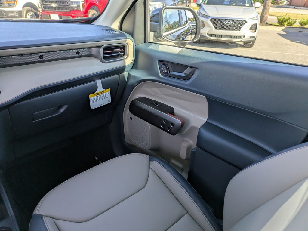 2025 Ford Maverick Lariat