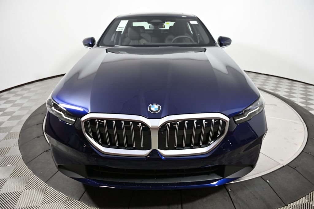 Thumbnail: 2026 BMW 5 Series - 8