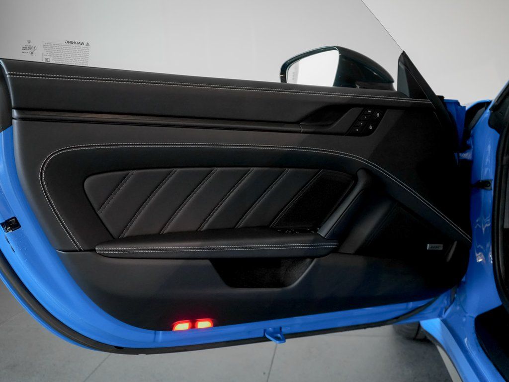 Certified Used 2023  Porsche Targa 4 GTS image 11