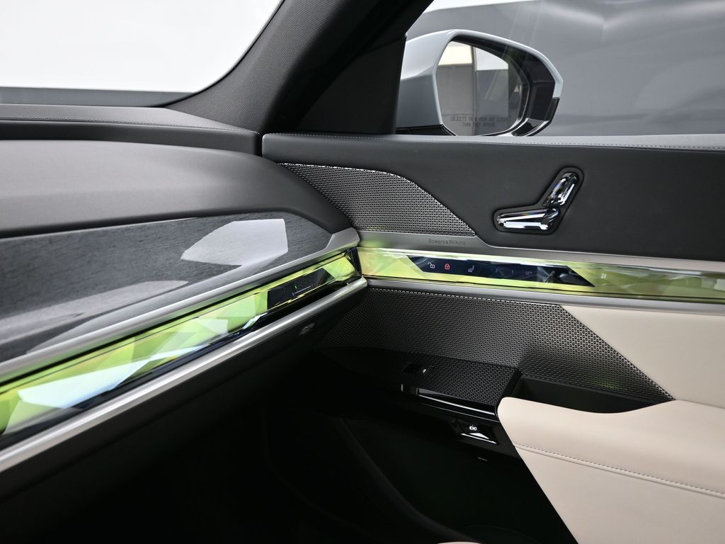 2024 BMW 760i xDrive