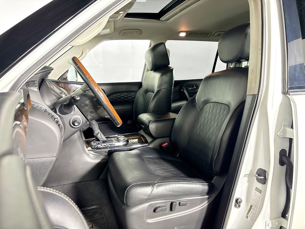 2019 INFINITI QX80 LUXE