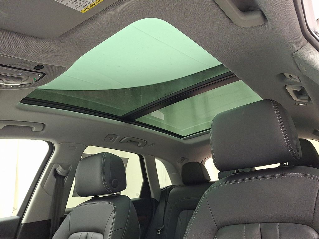 Thumbnail: 2023 Audi Q5 - 14