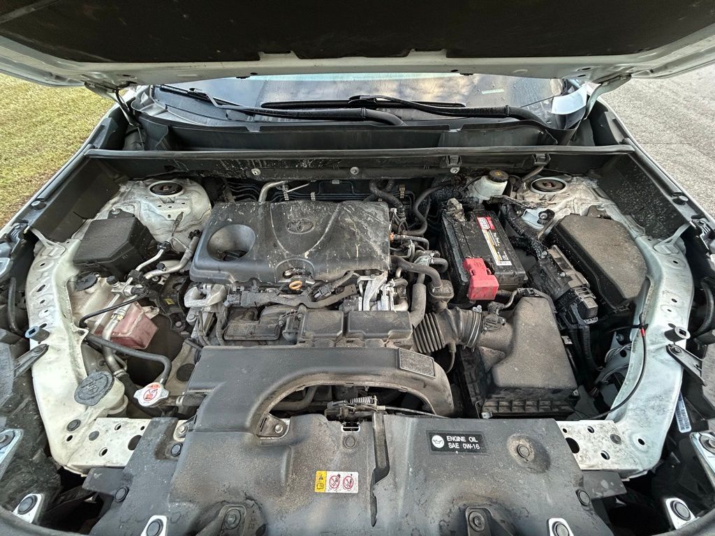 Thumbnail: 2021 Toyota RAV4 - 11