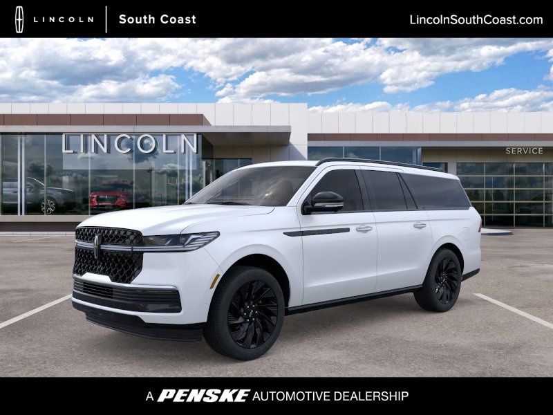 Thumbnail: 2026 Lincoln Navigator L - 1