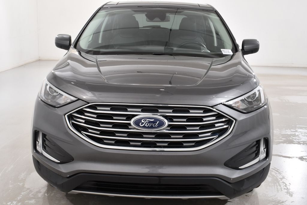 Used 2022 Gray Ford SEL image 3