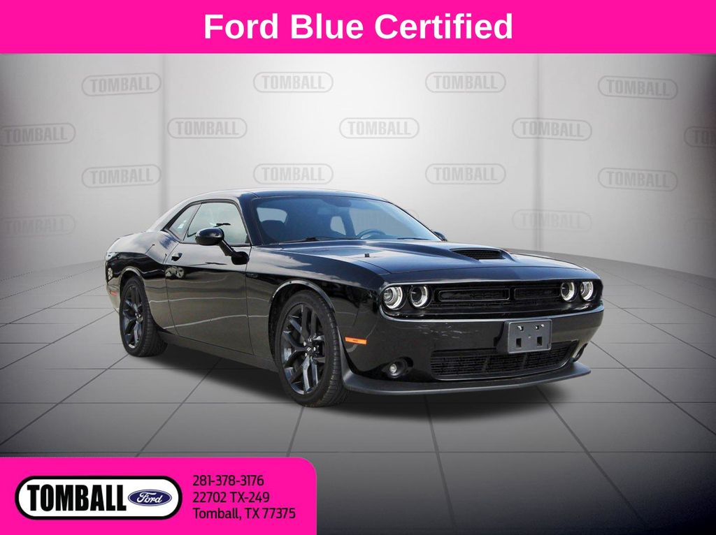 Pitch Black Clearcoat 2021 Dodge Challenger Coupe Rear-Wheel Drive 8-Speed Automatic