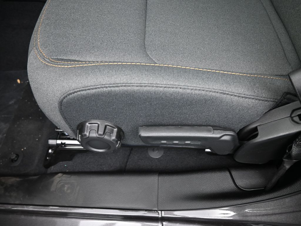 New 2026 Granite Crystal Metallic Clearcoat Jeep Sport image 13