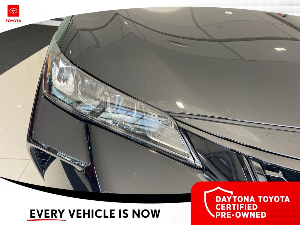 Used 2022 Toyota Avalon Hybrid Sedan